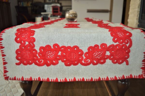 Față de masă, cusut manual cu lalele, roșu-2156