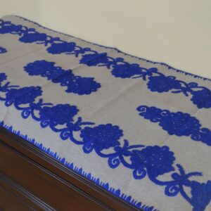 Față de masă, cusut manual cu lalele, albastru 150x50 cm-0
